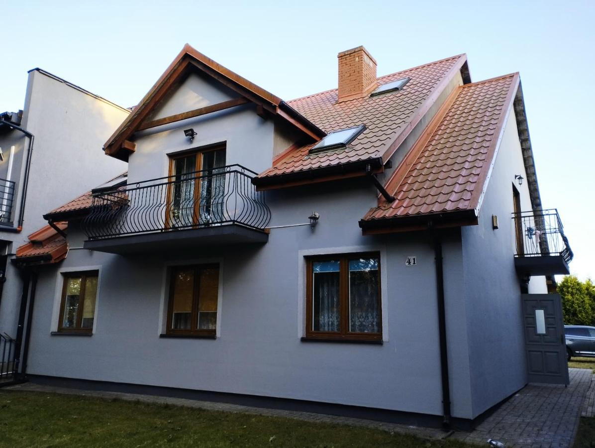 Dom Wczasowy 250M Od Morza Jarosławiec Exteriör bild